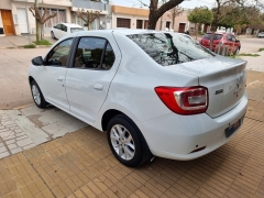 Renault Logan 1.6 16v Privilege 4P Mogliani Automotores