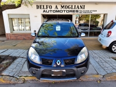 Renault Sandero Stepway 1.6 16v Confort 5P Mogliani Automotores