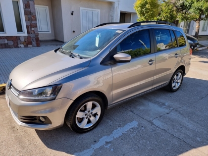 Volkswagen Suran 1.6 Trendline 5P Mogliani Automotores